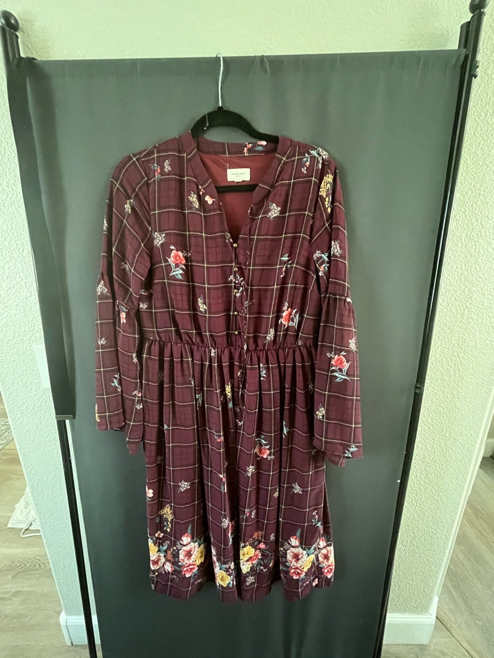 Orange Creek Women’s Burgundy Floral Plaid top Button-Front Dress
